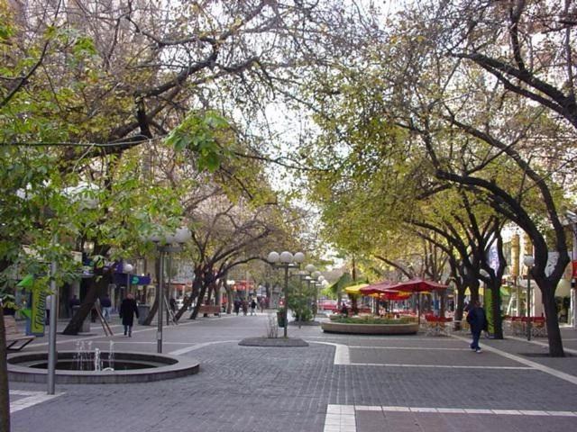 Amplio Departamento En Pleno Centro De - Excelente Ubicacion